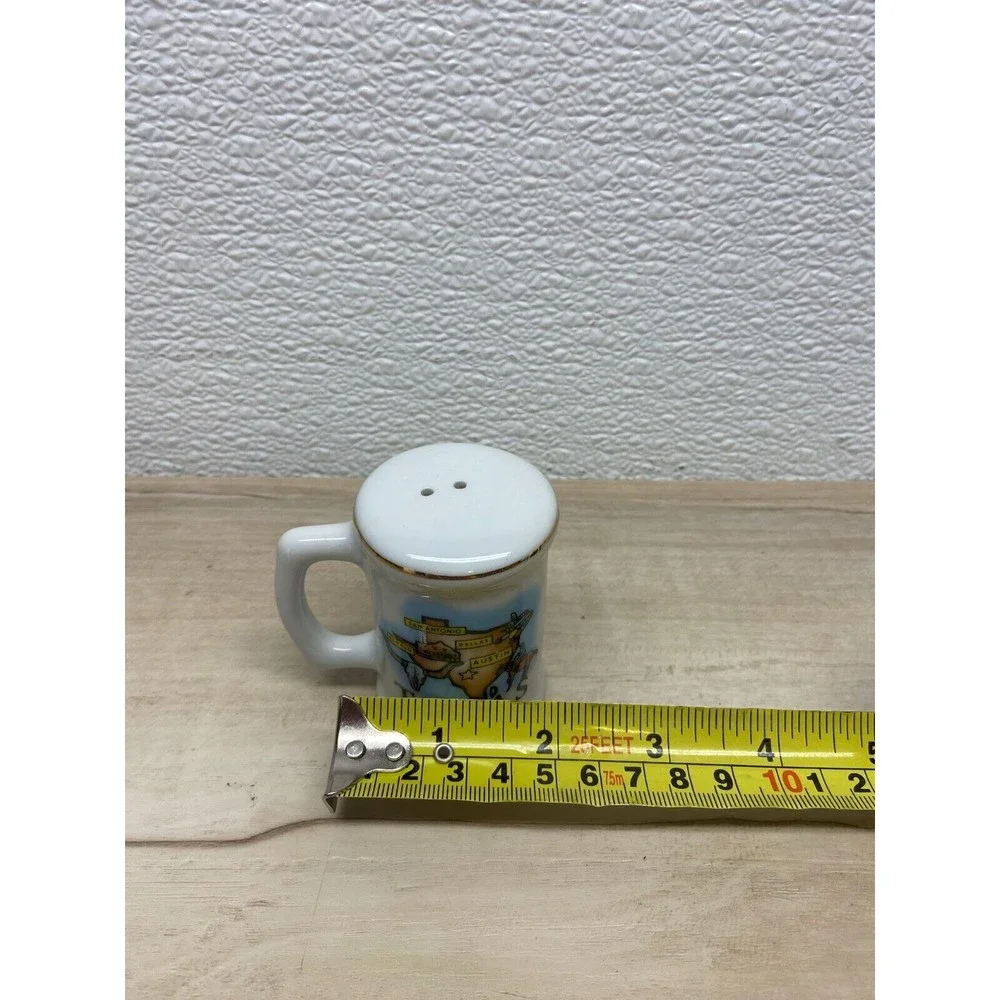 Vintage Texas Map Ceramic Salt Shaker Travel Sovenir